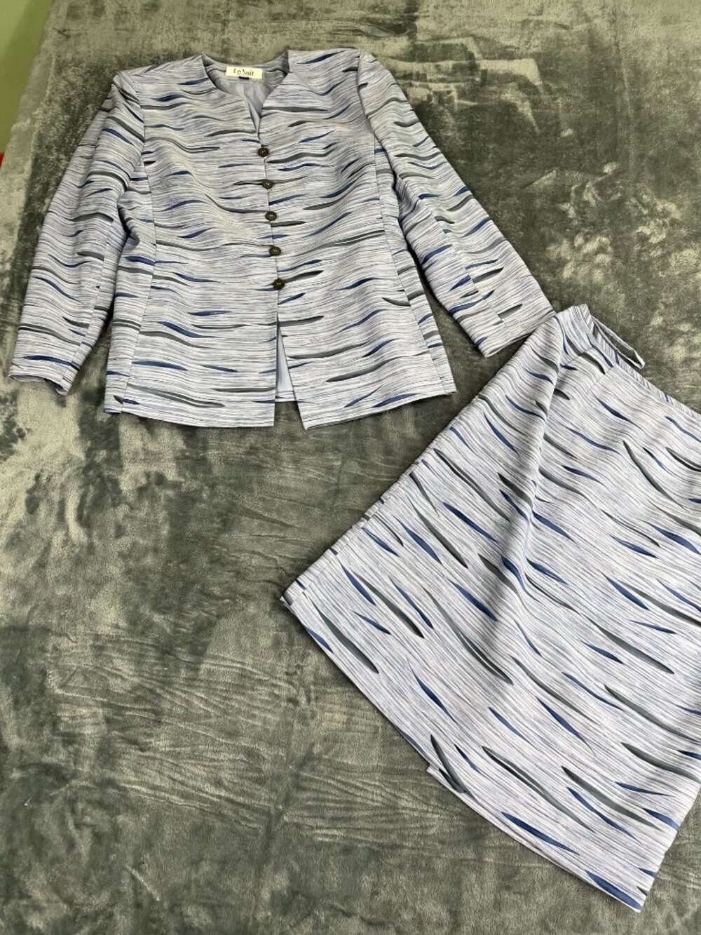 Le Suit Petite 12P Blue Abstract Print Blazer & Skirt Set